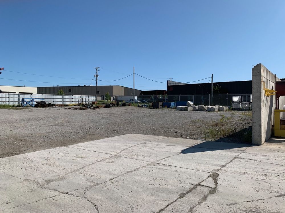 2150 Production Road, Kendallville, IN 46755